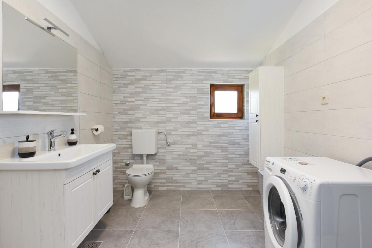 Apartman Magas With Private Pool ヴィンイェラック エクステリア 写真