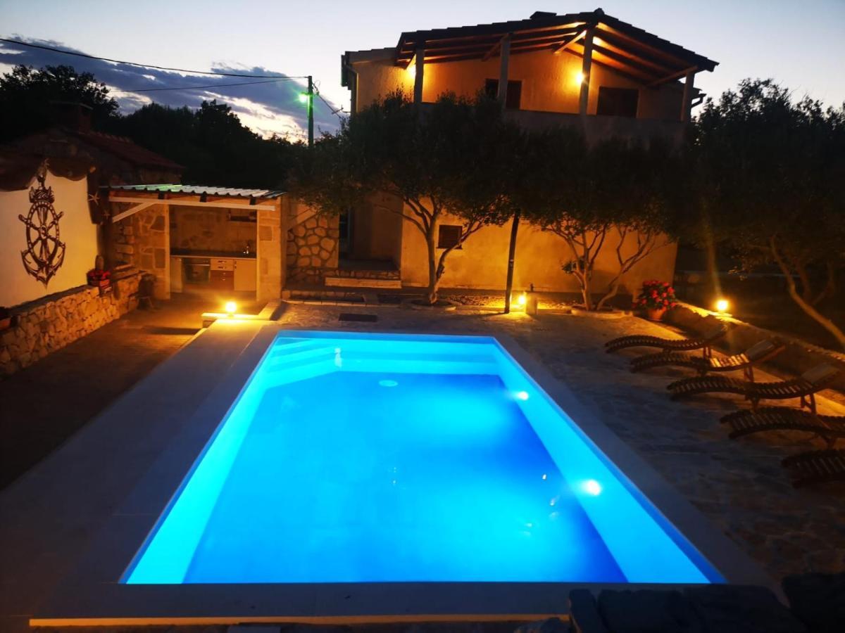 Apartman Magas With Private Pool ヴィンイェラック エクステリア 写真